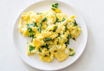 Spinach Scrambled Eggs & Turkey Sausage